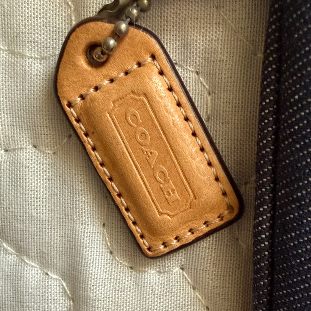 Coach Blue Denim Wristlet with Red Patch - Picture 3 of 6